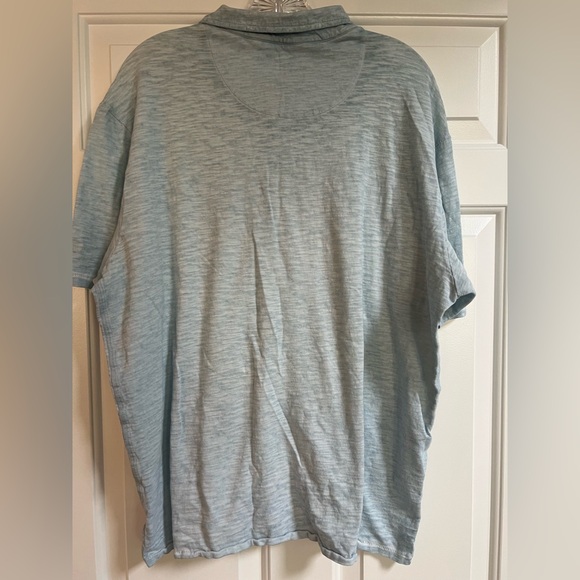 Tommy Bahama Blue Polo Shirt Classic Casual Fit - Picture 2 of 9